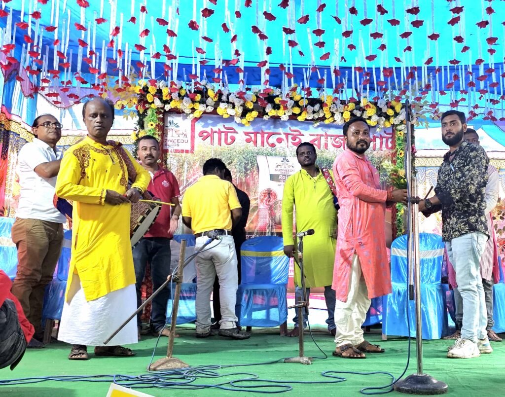 রাজা পাটের সাফল্য তুলে ধরতে এবার ঢাকে বোল তুললেন পদ্মশ্রী গোকুল ঢাকি….।