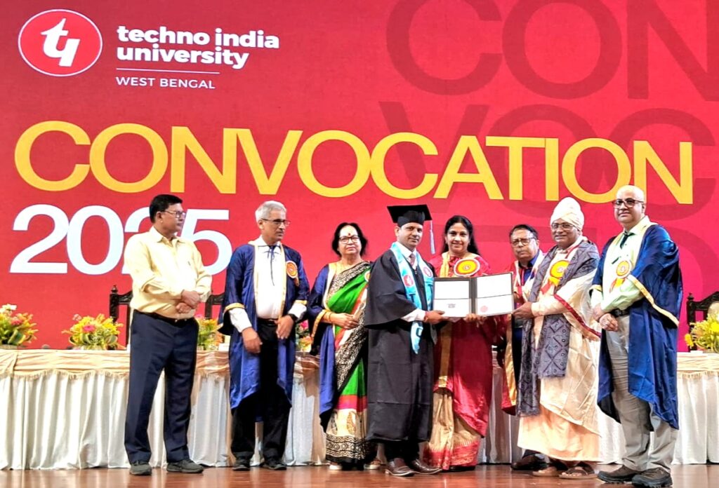 ভারত সেবাশ্রম সঙ্ঘের প্রতিষ্ঠাতা স্বামী প্রণবানন্দের শিক্ষাদর্শ নিয়ে গবেষণা টেকনো ইন্ডিয়া ইউনিভার্সিটিতে….।