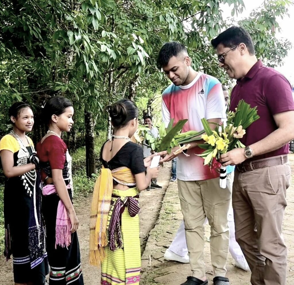 শ্যামসুন্দর কোং জুয়েলার্স আয়োজিত স্বর্ণগ্রাম শিক্ষালয় প্রাক শারদ বাৎসরিক আনন্দোৎসব!….