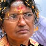 মায়েরা আসলে হারে না…।